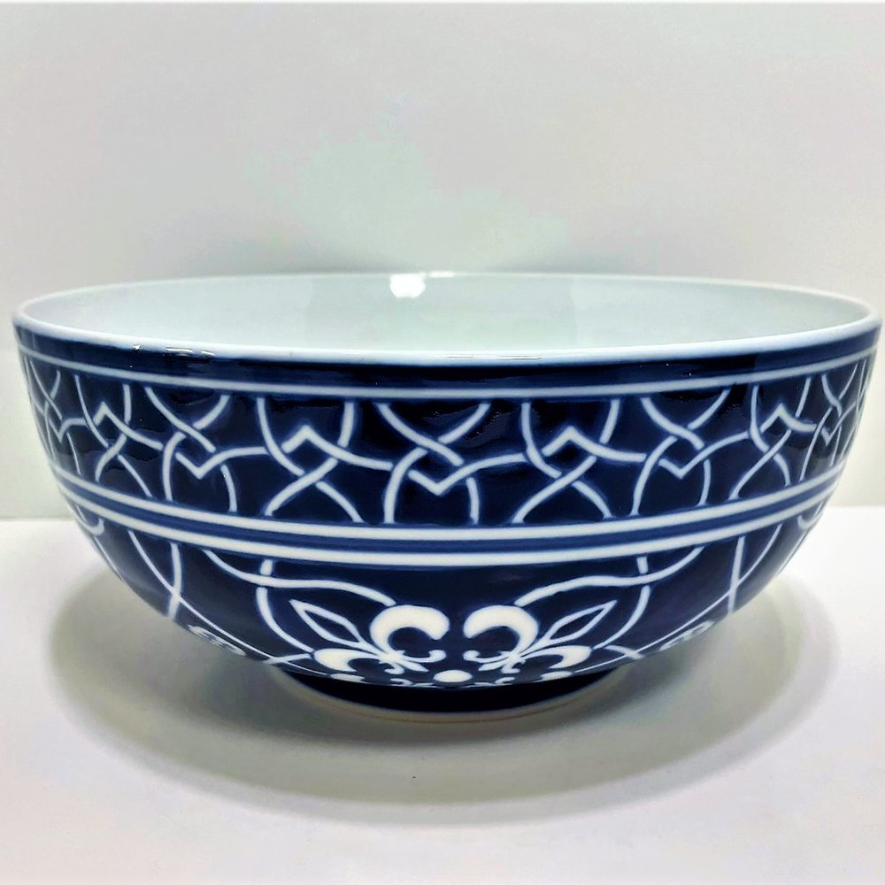 Catalina Medallion Serving Bowl - Retired